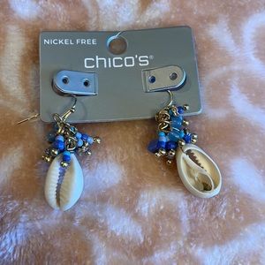 New Chico’s nickel-free pierced periwinkle shell dangle earrings